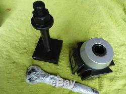 Chinzoa 250-300 Tool Post with Quick Change Tool holders for Lathe